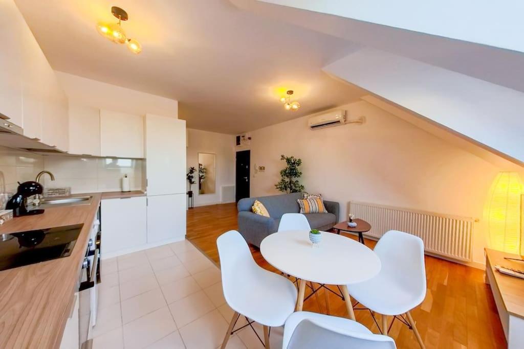 Bucharest Central Dd Apartment Екстер'єр фото